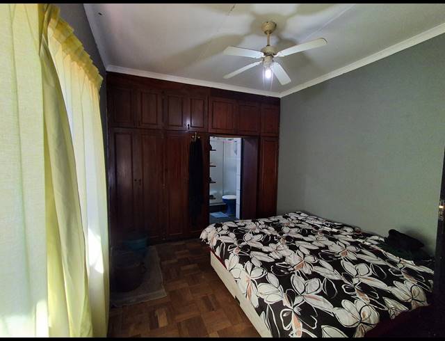 3 BEDROOM FREESTANDING FOR SALE IN STILFONTEIN EXT 4